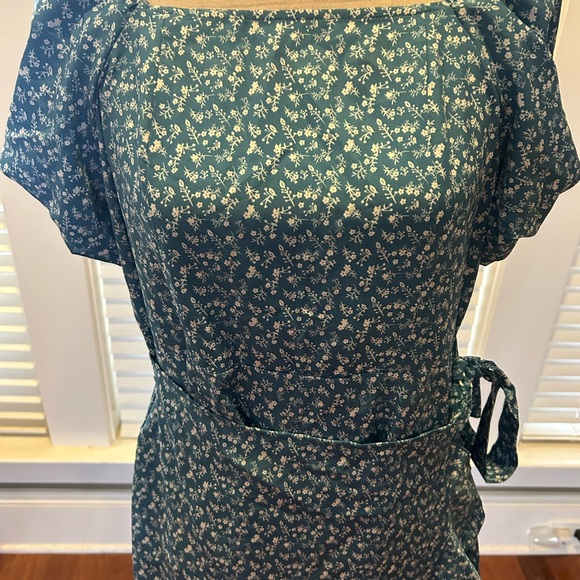 SAMPEEL Womens Summer Dresses Square Neck Puff Sleeve Tie Waist Short Dress - Picture 2 of 8